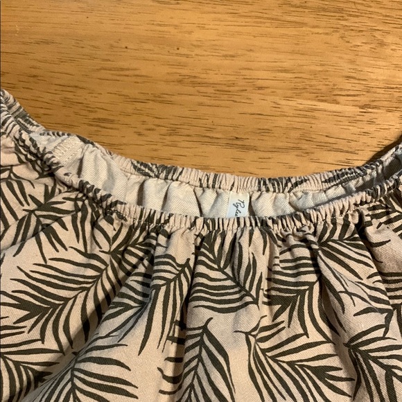 Rylee + Cru Black and White Boxy Cap Sleeve Blouse - Picture 3 of 7